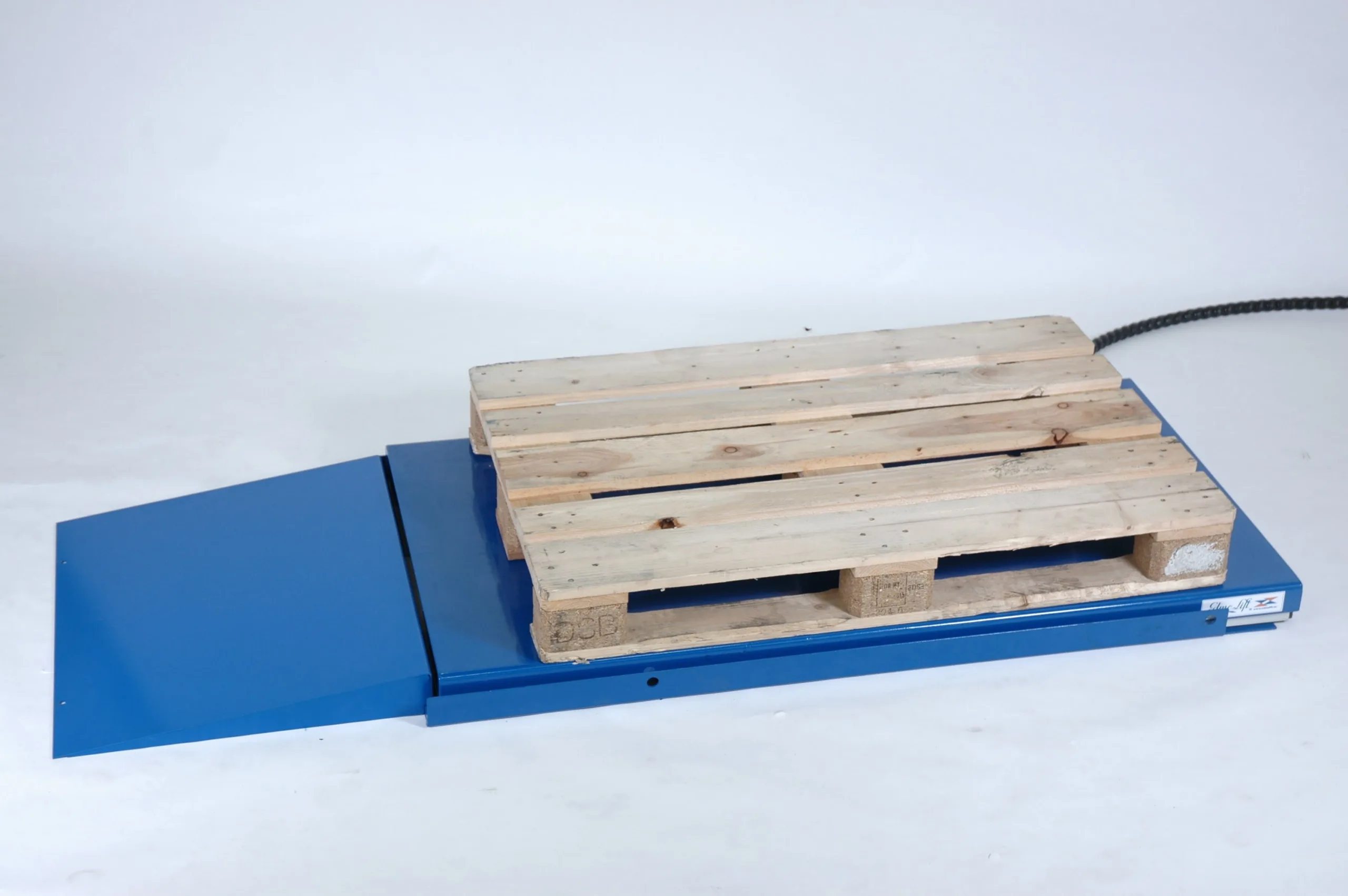 Lågbyggt lyftbord Edmolift, 1500x800 mm, 1000 kg - Bild 13