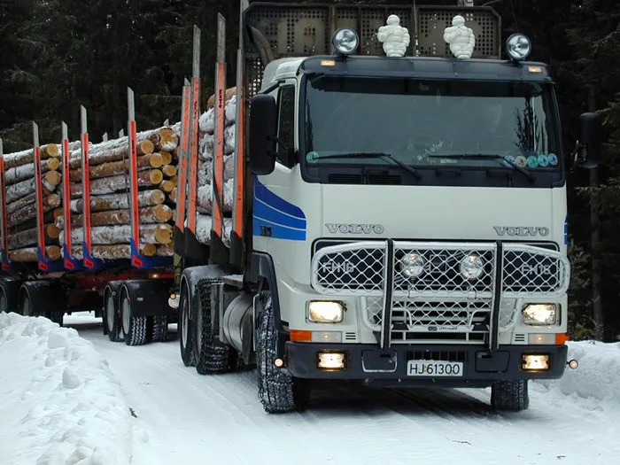 Snökedjor, OFA, SS+ 8, tvärlänkad, broddad, Z-mönster för driv- och styrhjul - Bild 2