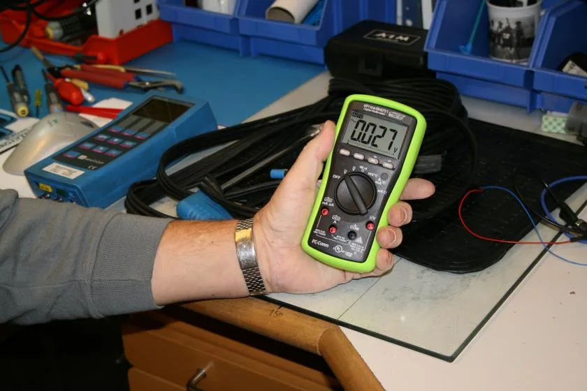 Elma BM 251s – Multimeter med PC-kommunikation - Bild 2