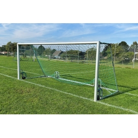 Fotbollsnät (7-manna) 3 mm, djup 0,8 / 1,5 m, grön